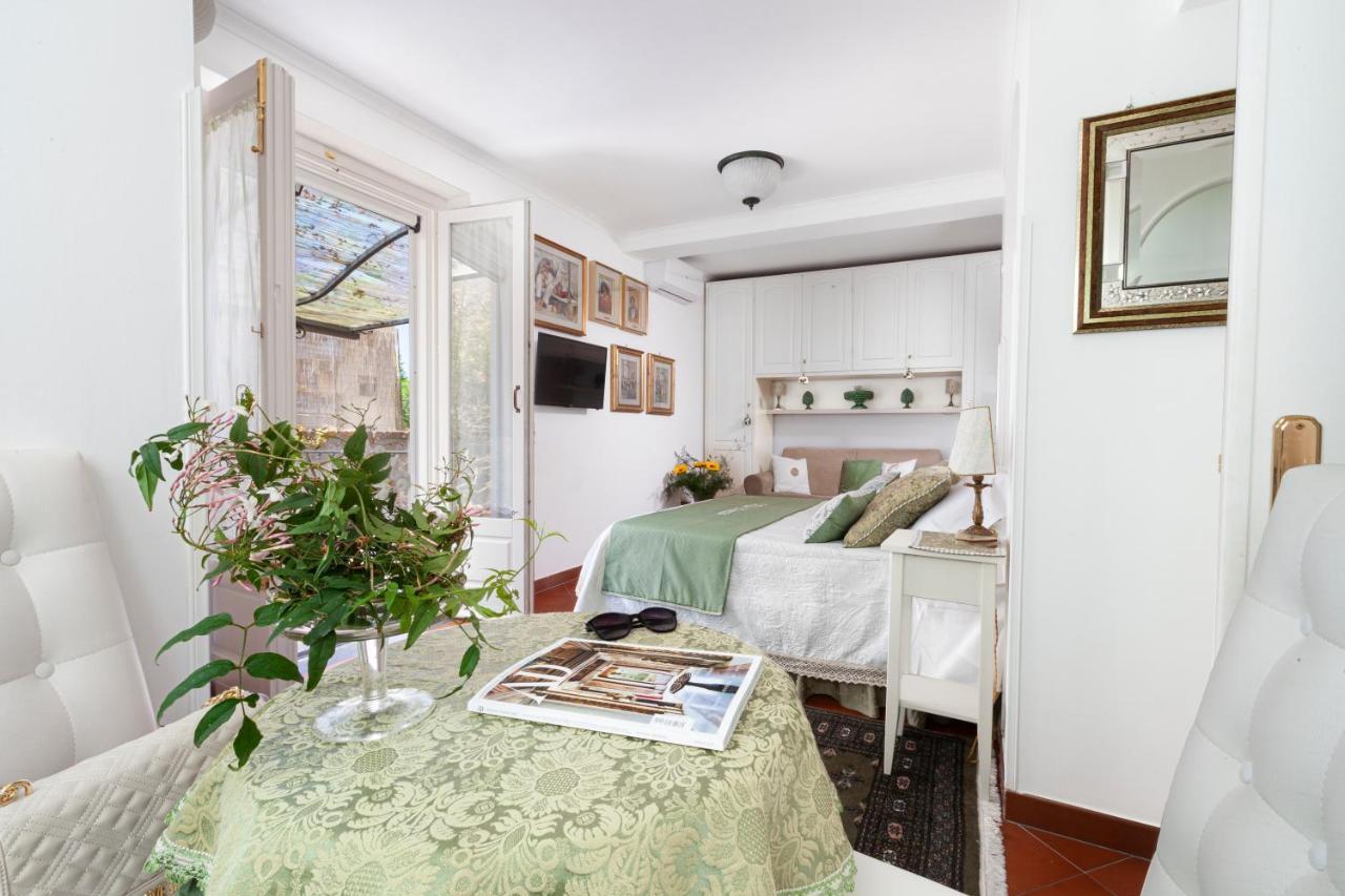 Villa Maresca B&B Piano di Sorrento Exteriör bild
